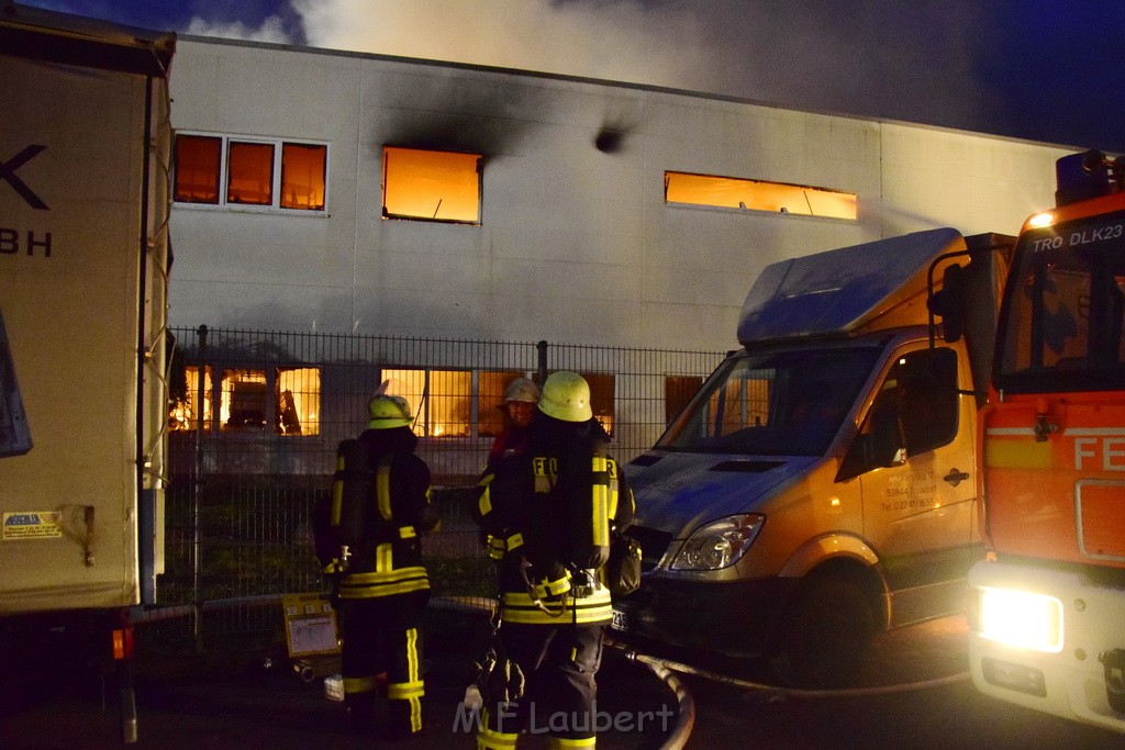 Grossbrand Halle Troisdorf Kriegsdorf Junkersring P522.JPG - Miklos Laubert